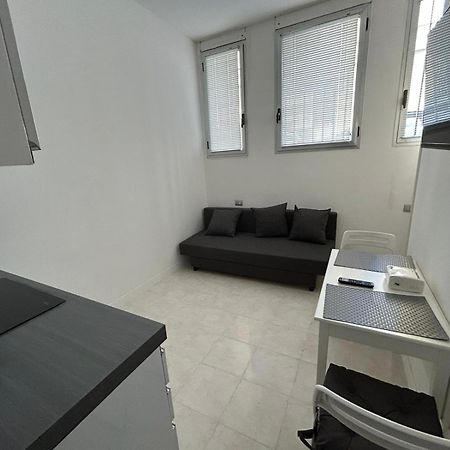 Elegant Studio Милано Екстериор снимка