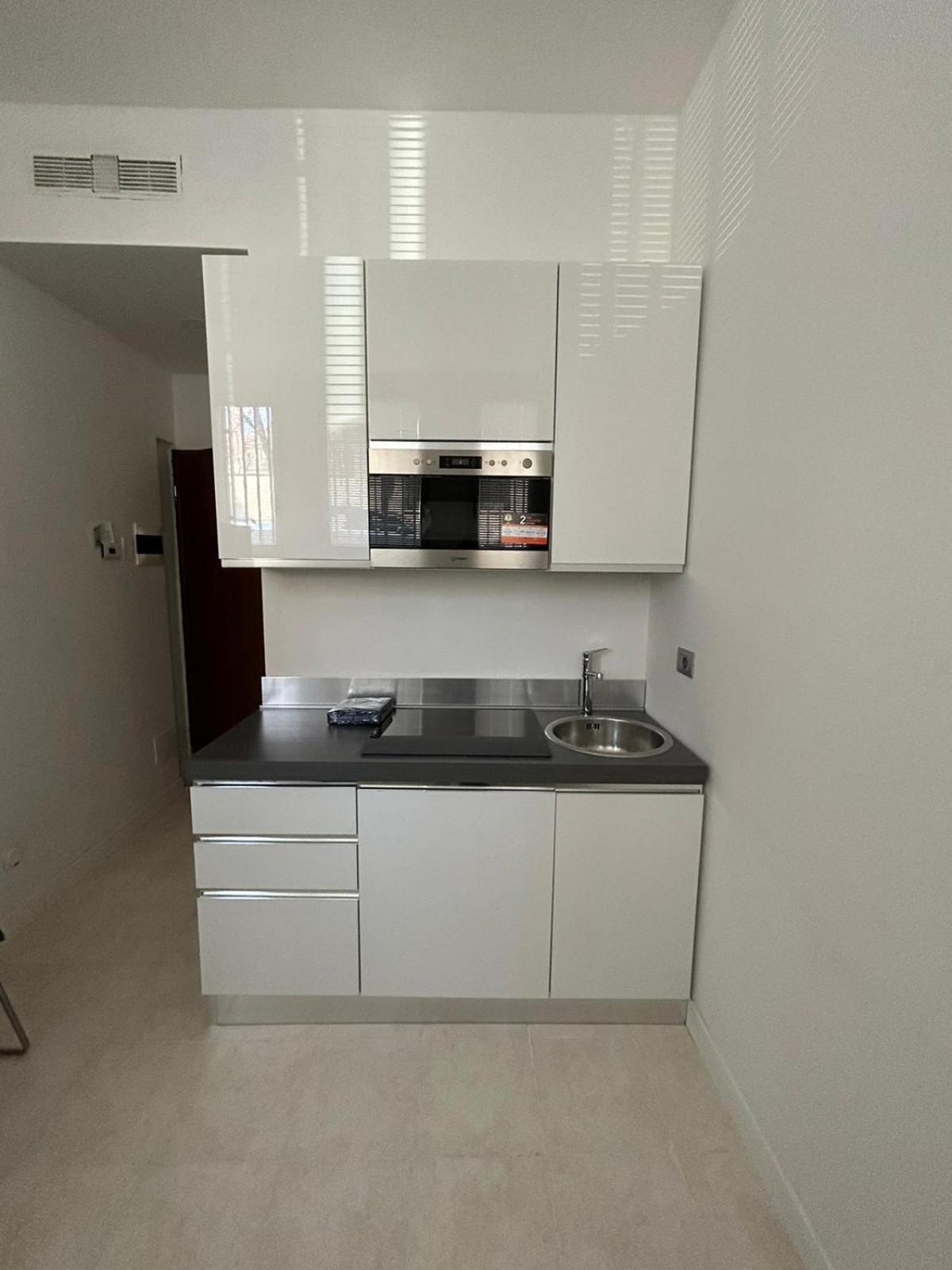 Elegant Studio Милано Екстериор снимка
