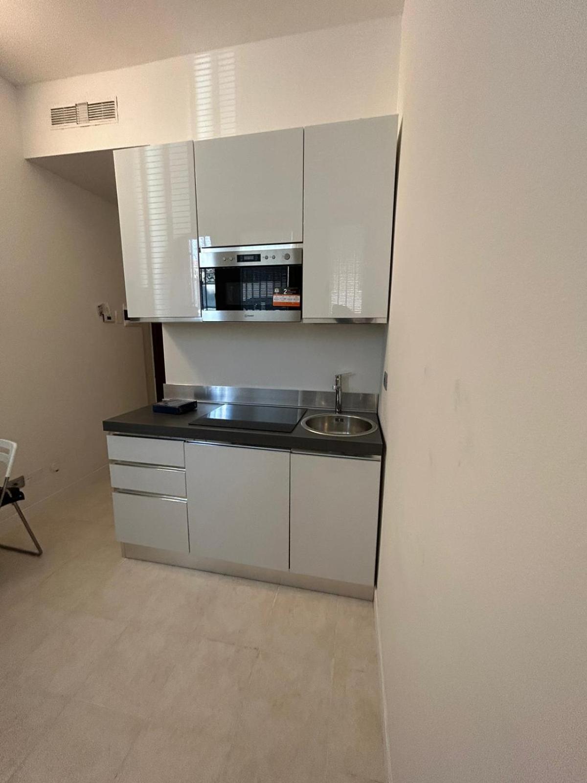 Elegant Studio Милано Екстериор снимка